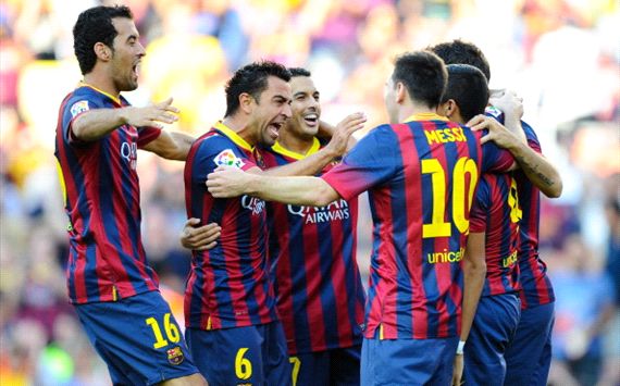 Barcelona celebrates against Levante