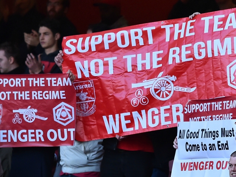 Risultati immagini per arsenal protest