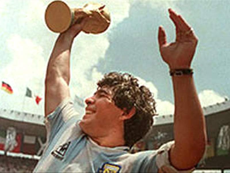 Legendary Napoli Masseur Salvatore Carmando Retires