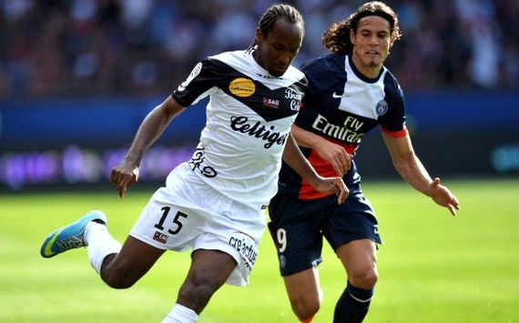 Ligue 1 : Jeremy Sorbon vs Edinson Cavani (Paris SG vs EA Guingamp)