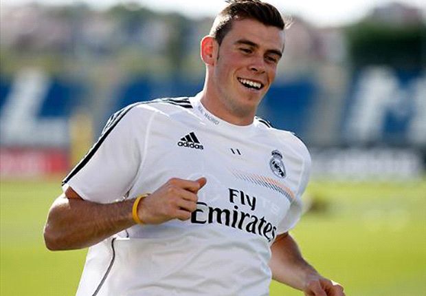 Question of the Day: Who will enjoy the best debut - Kaka or Bale?