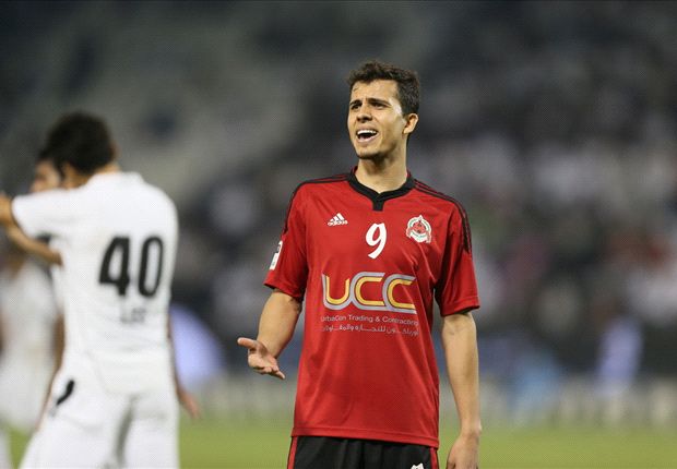 Nilmar quer R$ 800,00 mil de salários e prêmio milionário.