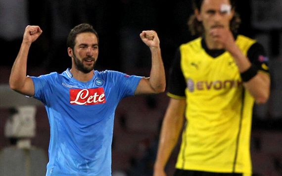 Gonzalo Higuain Neven Subotic Napoli Borussia Dortmund Champions League