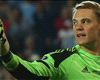 Pep Guardiola Peringatkan Manchester City Soal Manuel Neuer