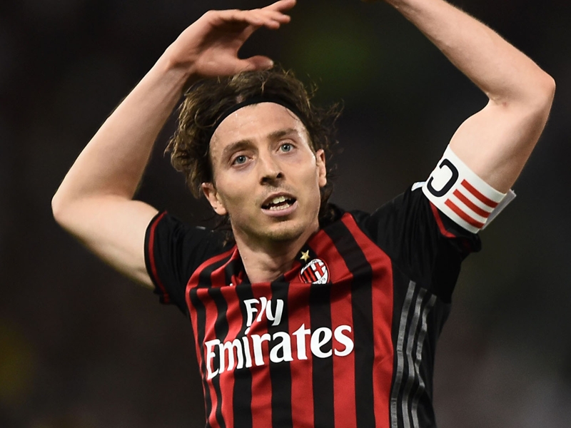 Montolivo, leader contesté