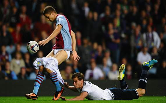 Capital One Cup_Aston Villa v Tottenham Hotspur, Jan Verttonghen, Nicklas Helenius