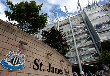 Newcastle Pinjamkan Woodman Ke Hartlepool