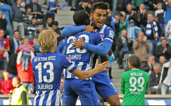 Hertha BSC feiert Sieg gegen Mainz
