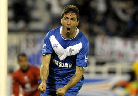 Vélez no afloja por Pratto