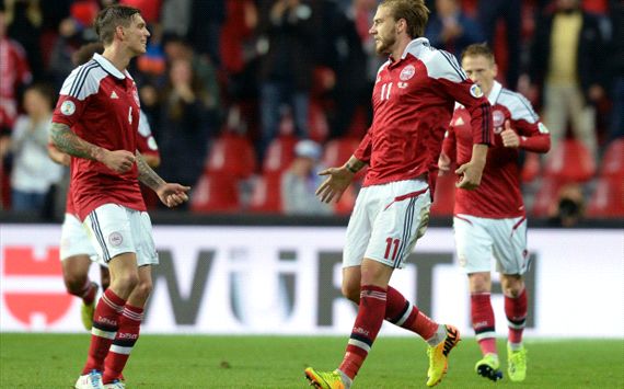Nicklas Bendtner Denmark Italy 2014 World Cup Qualifier 10112013