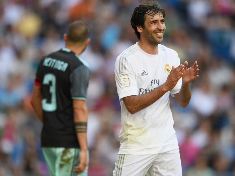 Raul élu meilleur joueur de l'histoire de la Liga bien devant Messi et Ronaldo
