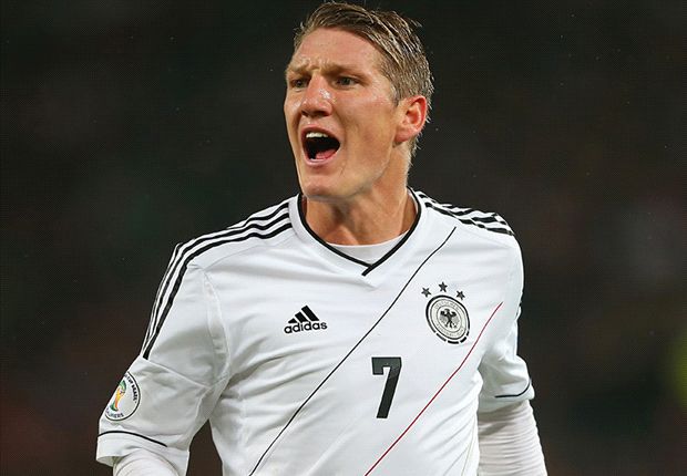 Schweinsteiger: I will return in time for World Cup