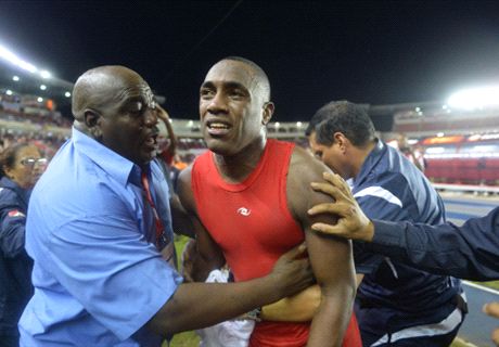 VIDEO: Striker stops playing after racism