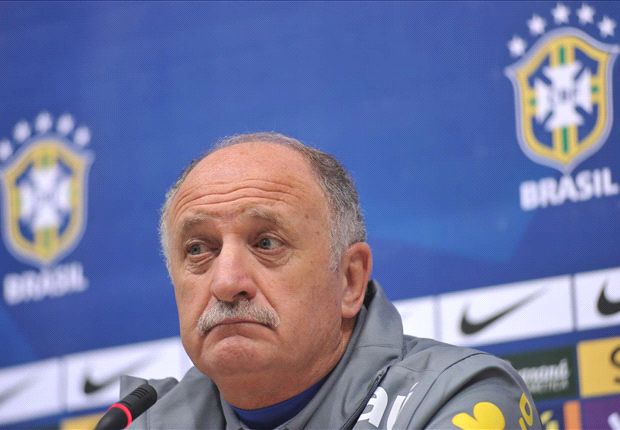 斯科拉里:若我执教意大利 会带托蒂参加世界杯