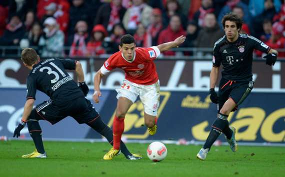 Mainz's Shawn Parker against Bayern Munich