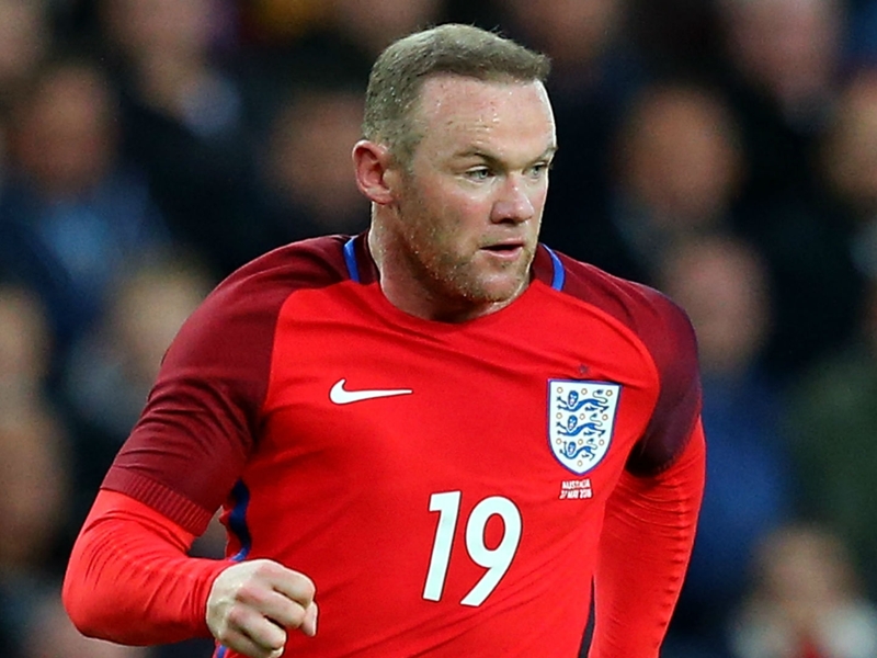 Rooney can guide young England team – Ferdinand