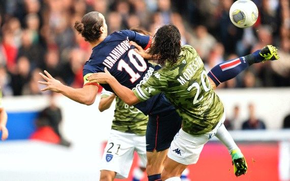 ZLATAN IBRAHIMOVIC FRANCOIS MODESTO PARIS SG BASTIA LIGUE 1 10192013