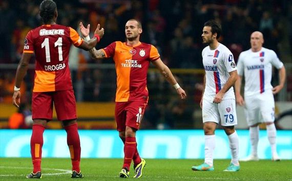 Didier Drogba Wesley Sneijder Galatasaray Karabukspor