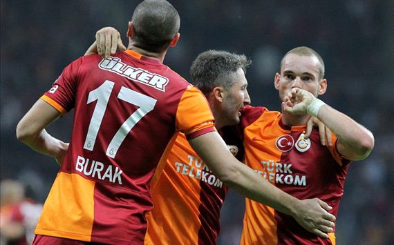 GALATASARAY KARDEMIR KARABUKSPOR WESLEY SNEIJDER SABRI SARIOGLU BURAK YILMAZ