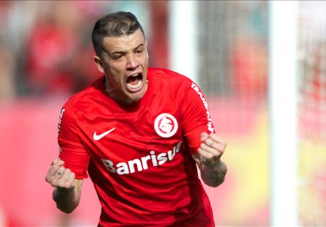 “Tevez tiene que estar en la Selección”