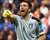WATCH: Buffon relaxes on holiday by playing football with fans