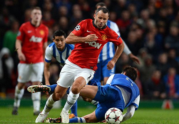 Giggs confident of Manchester United progression