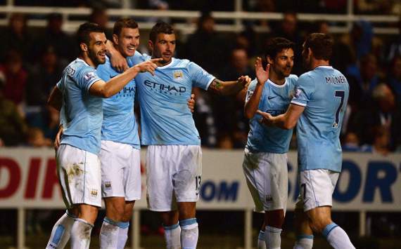 Edin Dzeko Newcastle United v Manchester City - Capital One Cup 10302013