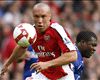 EKSKLUSIF - Mikael Silvestre: Datangkan Alexis Sanchez Adalah Sebuah Kesalahan