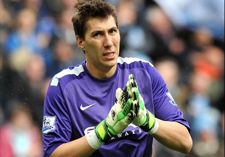 Sunderland sign Pantilimon