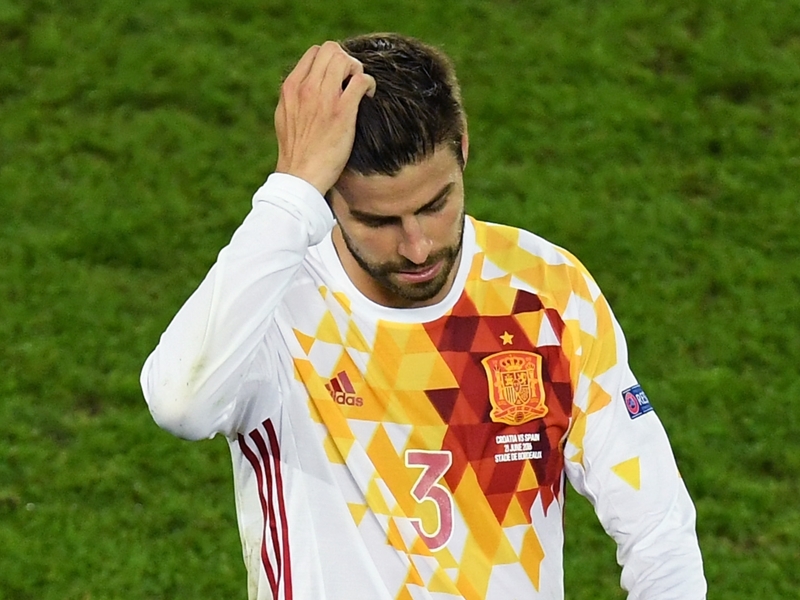 Angry Pique blames media for latest whistles by Spain fans