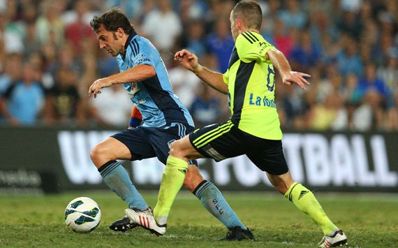 Del Piero gets past Leigh Broxham