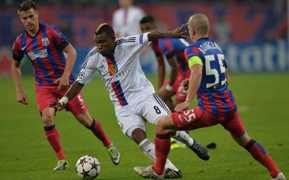Basel and Steaua Bucharest players battle