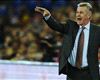 Hitzfeld công kích chính sách chuyển nhượng của Real Madrid
