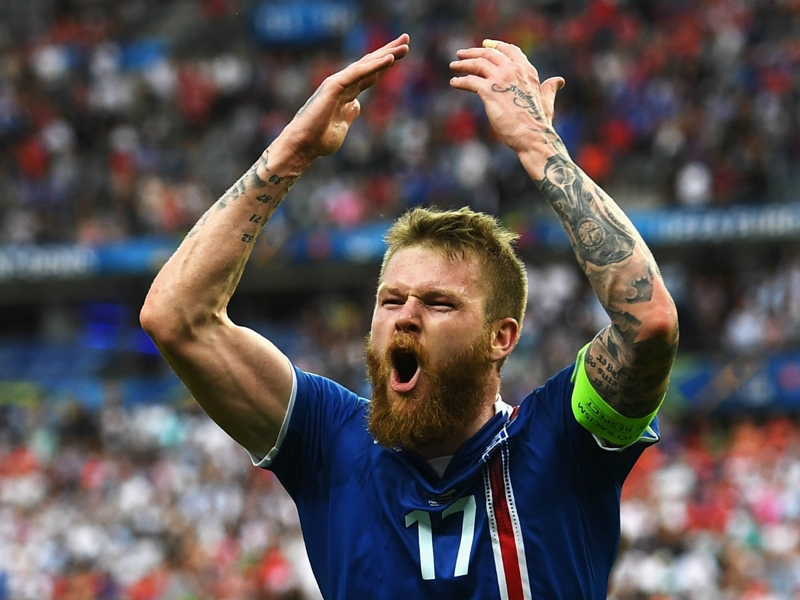Gunnarsson insists Iceland do not fear England