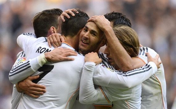 Karim Benzema Real Madrid Real Sociedad La Liga 11092013