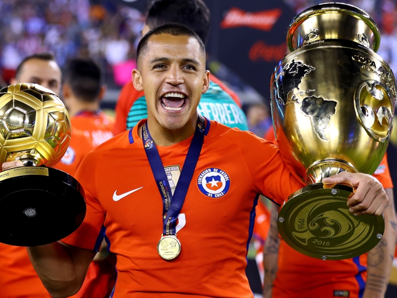 Alexis Sanchez's horror ankle injury looks even worse three days later!