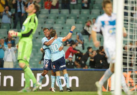 A-League Team of the Week: Del Piero taunts Victory, Pain steps up