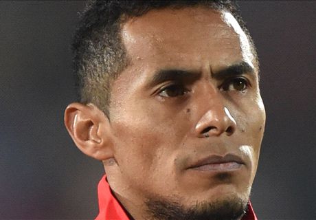 WATCH: Lobaton's thunderbolt volley