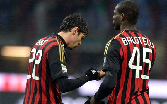 Kaka Mario Balotelli AC Milan Genoa Serie A 11232013