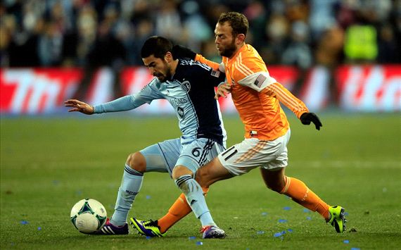 Paulo Nagamura Brad Davis Sporting Kansas City Houston Dynamo MLS 11232013