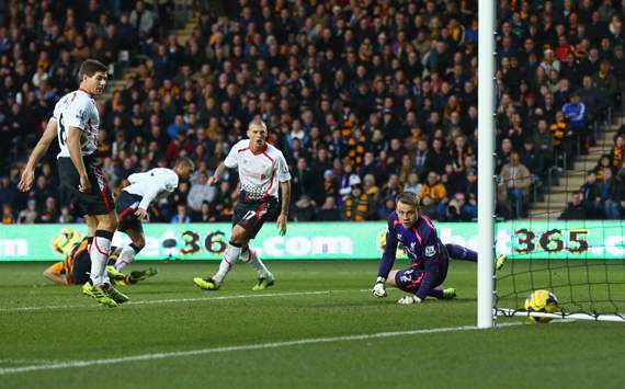David Meyler Simon Mignolet Hull City Liverpool Premier League 01122013