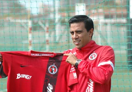 César Farías confirmó un acuerdo con Xolos