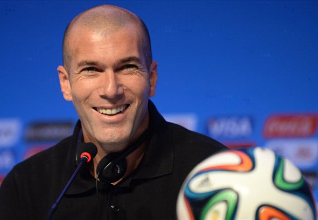 Deschamps backs Zidane for France job