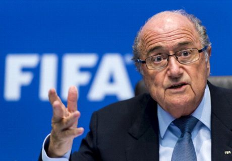 VÍDEO: Blatter revela uso de spray na Copa de 2014 e critica descaso europeu com o Mundial de Clubes