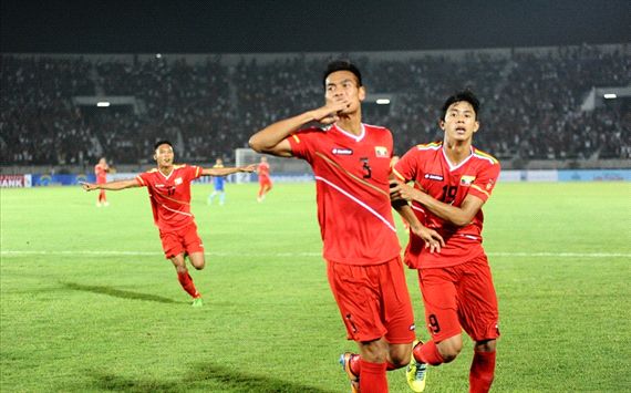 Zaw Min Tun & Kyaw Min Oo - Myanmar v Cambodia - SEA Games 2013