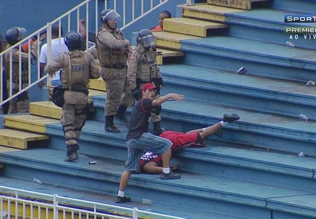 Three fans in hospital after riot in Vasco clash