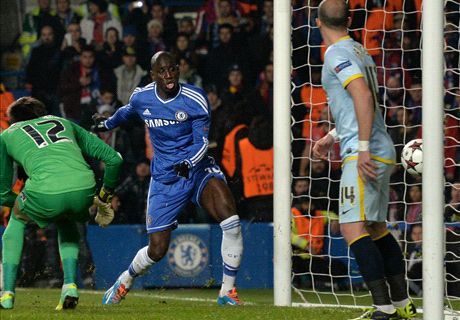 Chelsea está dispuesto a vender a Demba Ba a la Roma