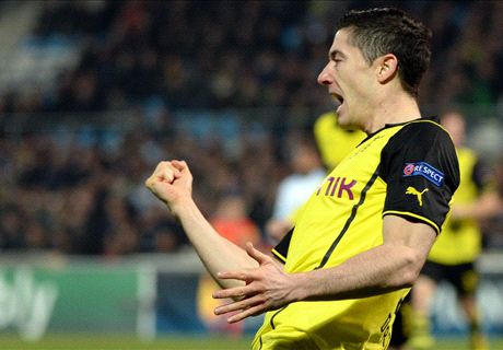 Lewandowski & Diego Costa head Arsenal's five-man January striker shortlist