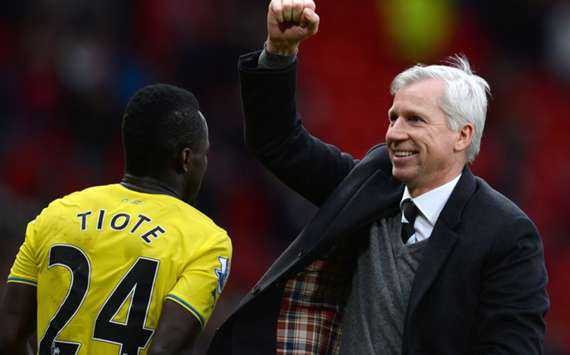 Newcastle United manager Alan Pardew