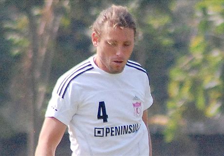 Dempo SC sign Calum Angus